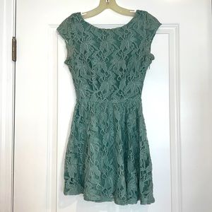 Forever 21 floral mini dress | color: mint green | size: S